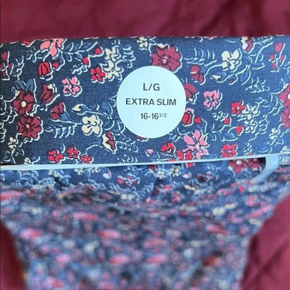 Express Men's Navy Shirt with Pink Floral Print - Picture 5 of 5